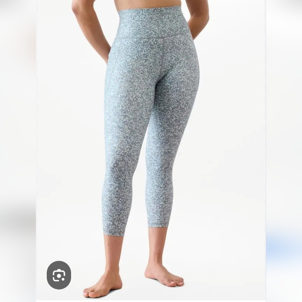 Athleta Astra Texture Green Crop Leggings S